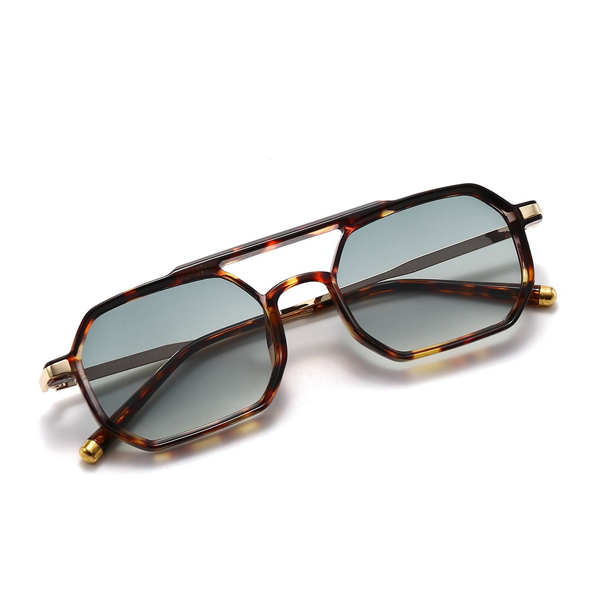Shaped Metal / Tortoise Green Fumè