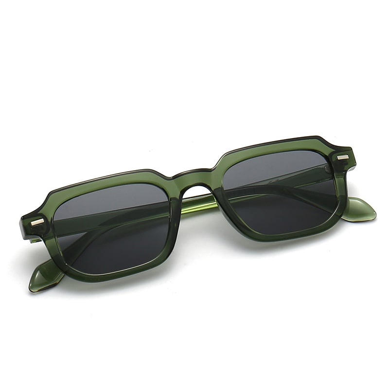 Bennet / Green Smoke