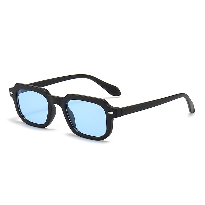 Bennet / Matte Black Blue