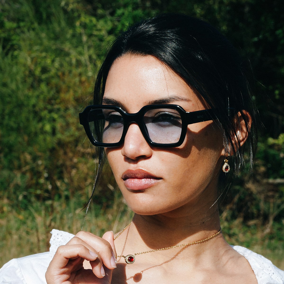 Bold / Black Blue Fumè