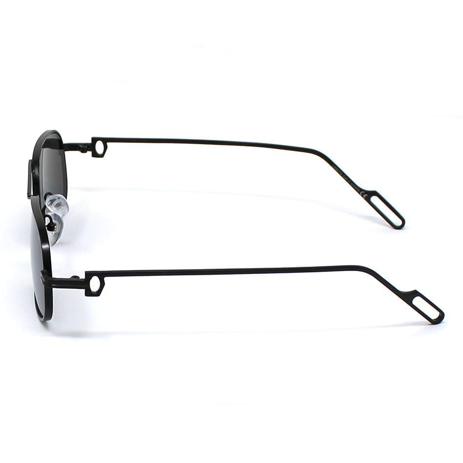 Bridge / Total Black