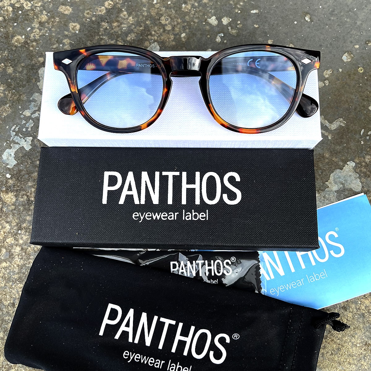 Business / Tortoise Blue Fumè