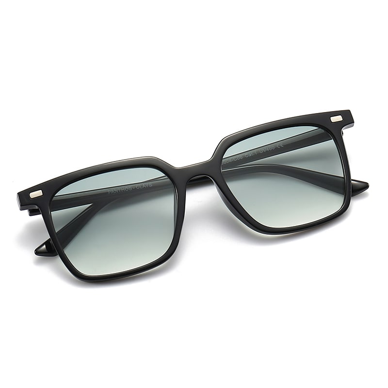 Clays / Black Green Fumè