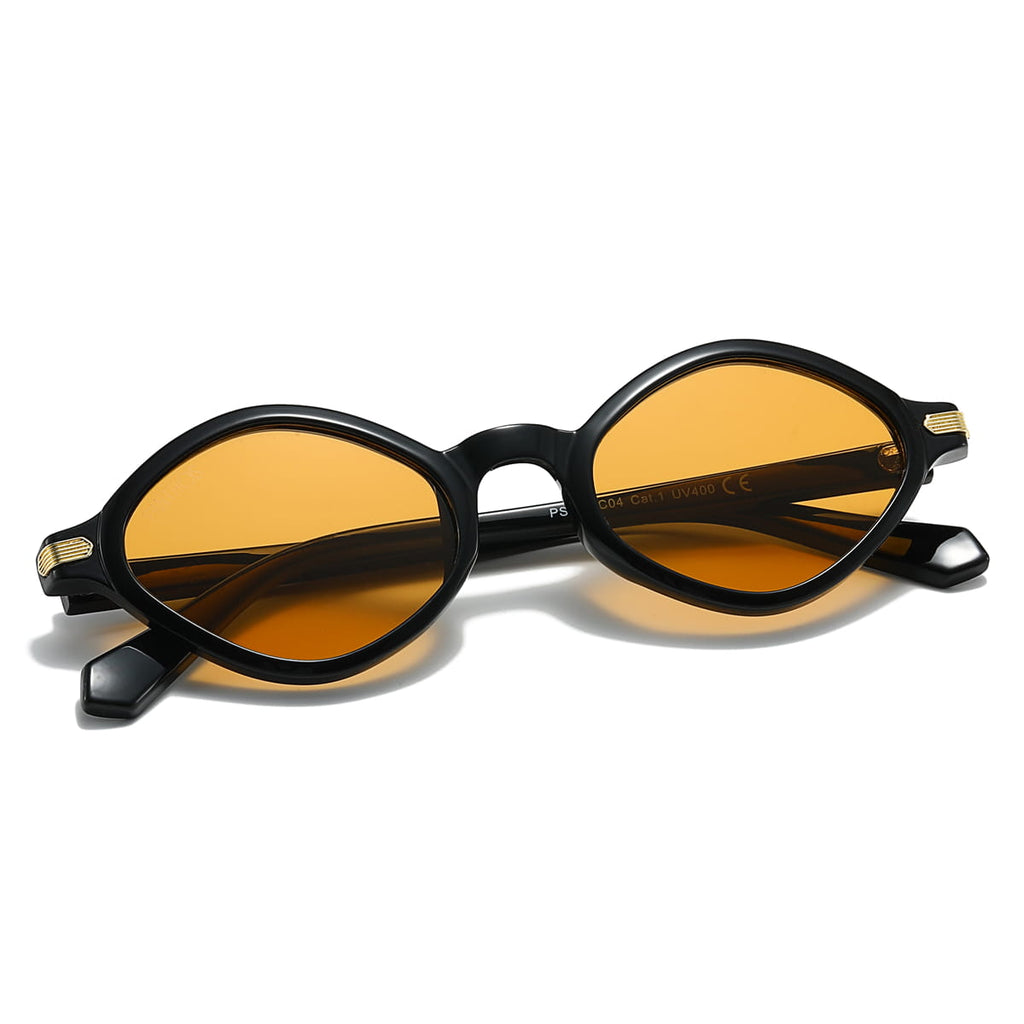 Cyrus / Black Cognac