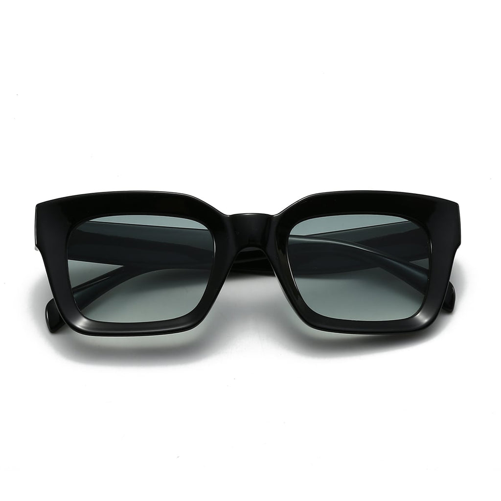 Massive / Black Green Fumè