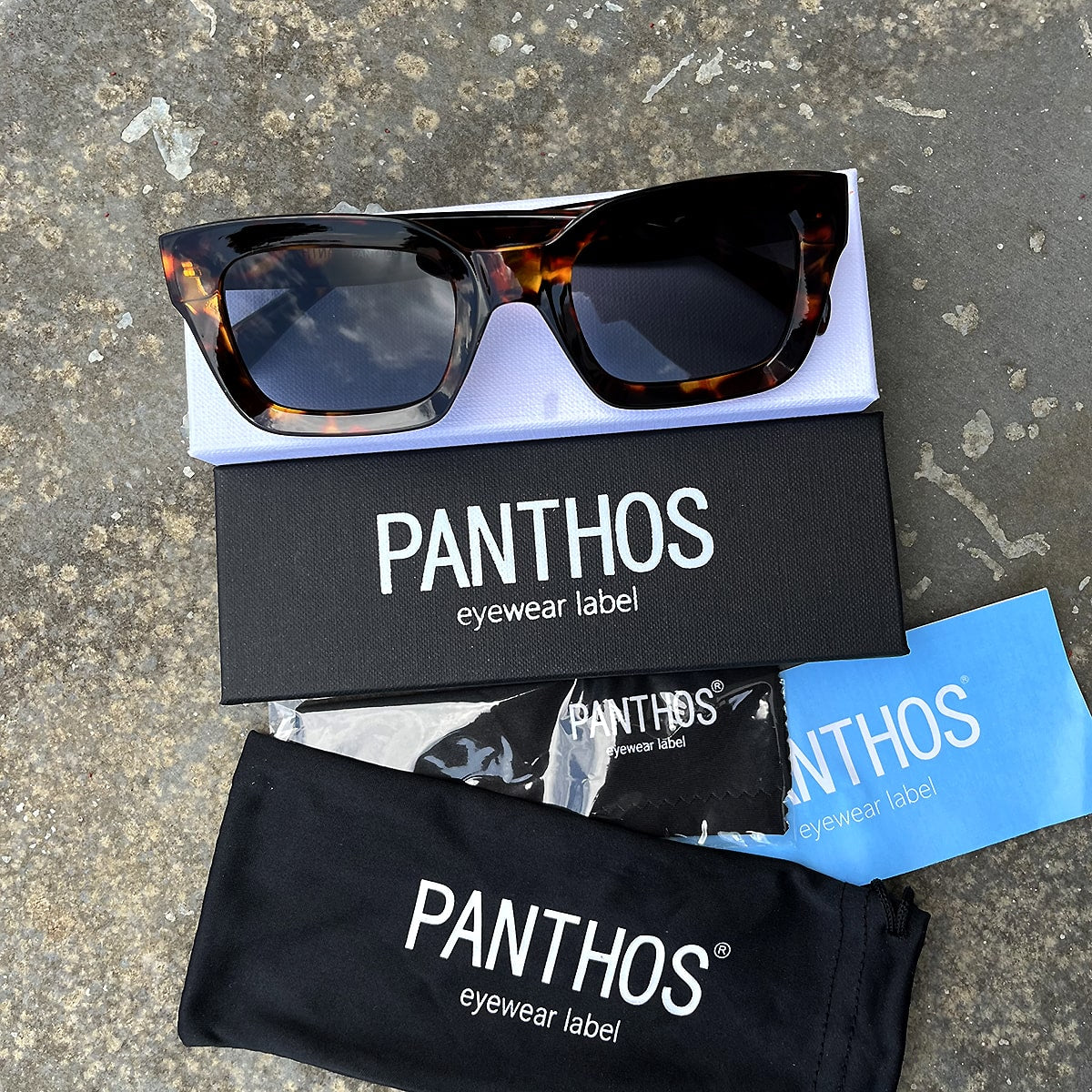 Massive / Tortoise Smoke