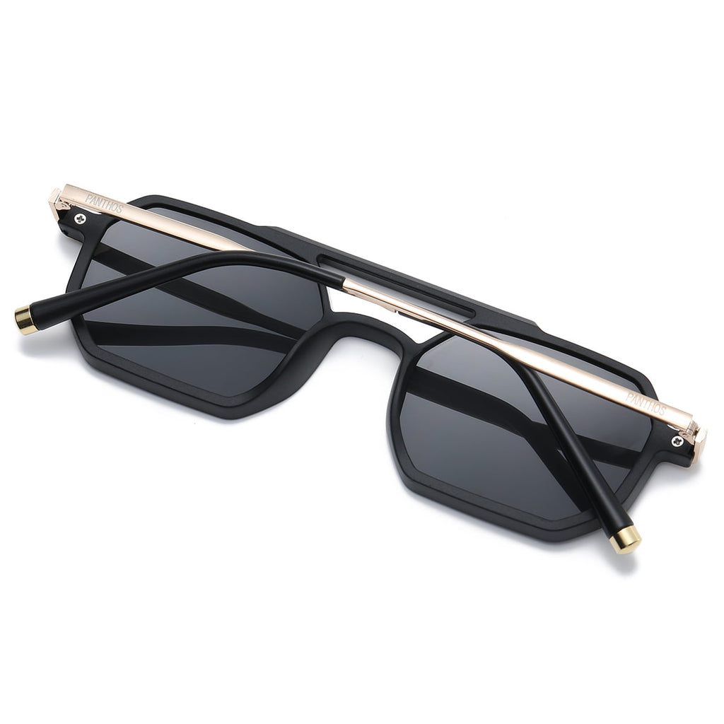 Shaped Metal / Total Black