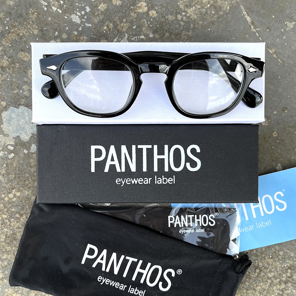 Noon / Black Blue Control