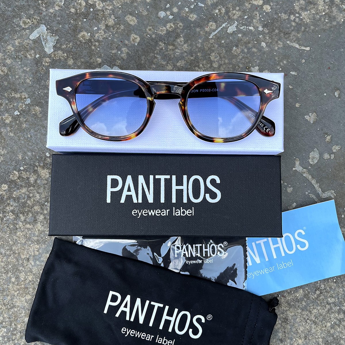 Noon / Tortoise Blue Fumè