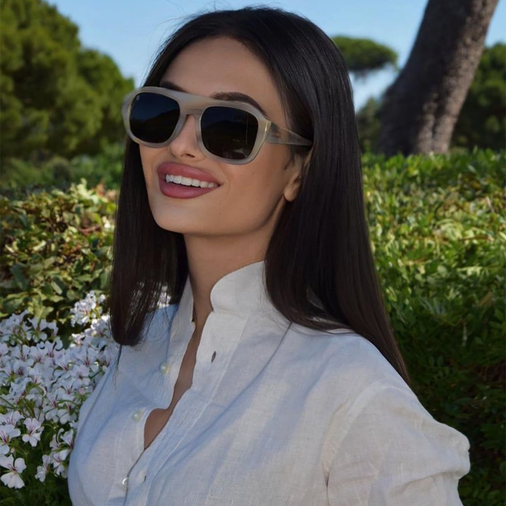 OYMA 01 / C06 - Stripe Cream Dark Green