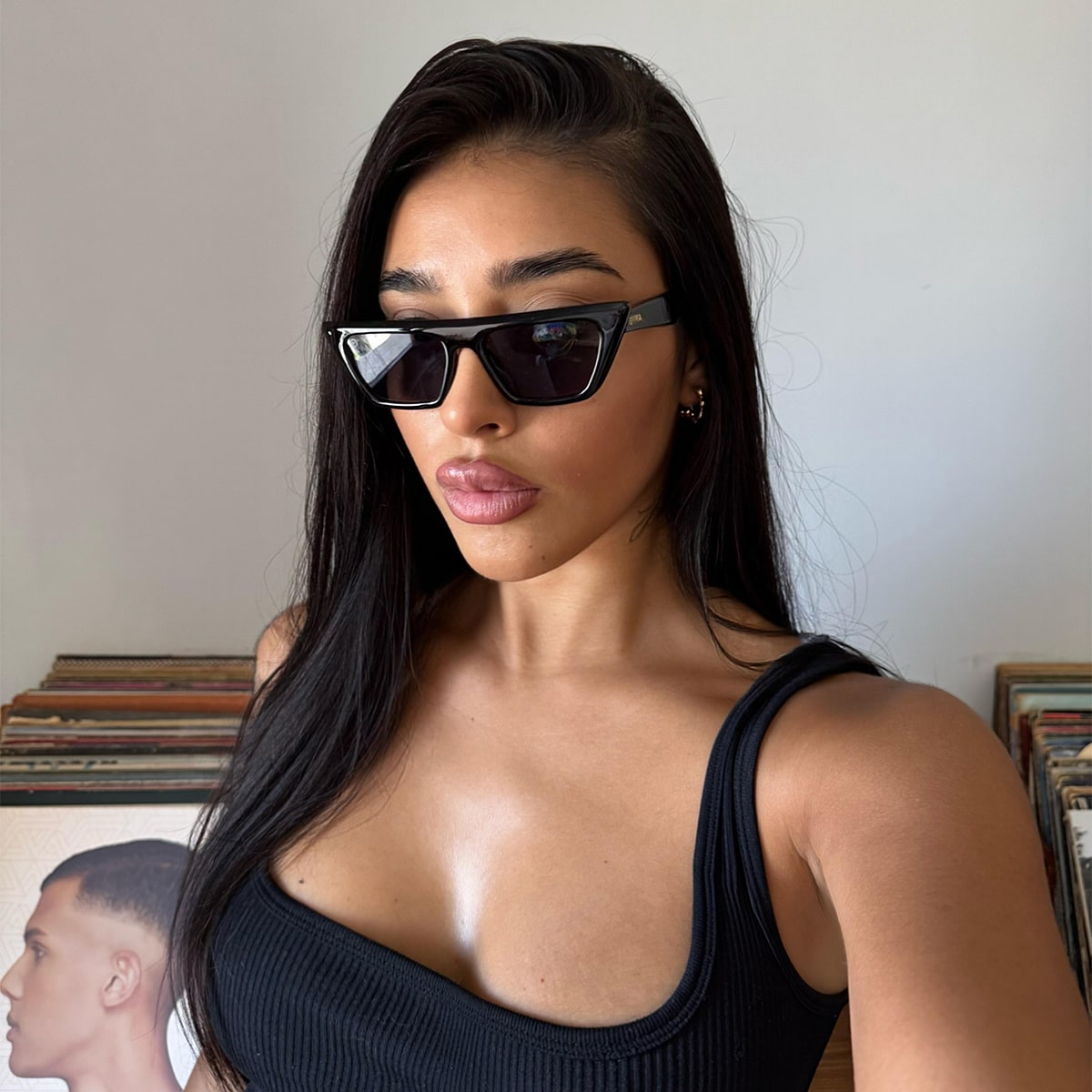 OYMA 09 / C01 - Black Smoke