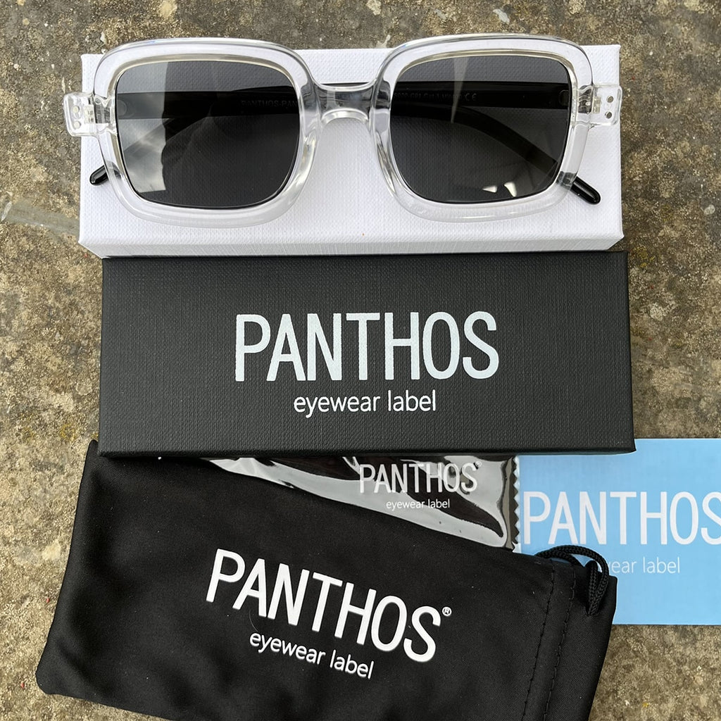 Panel / Transparent Smoke