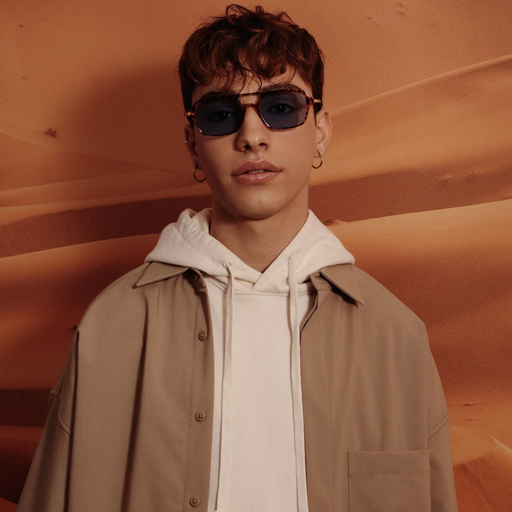 Road / Tortoise Blue