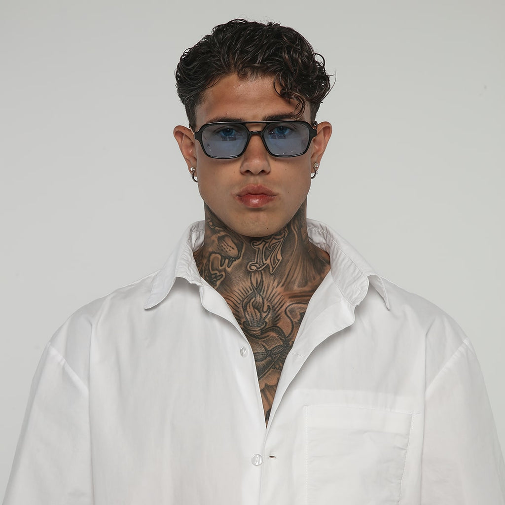 Road / Gold Black Blue