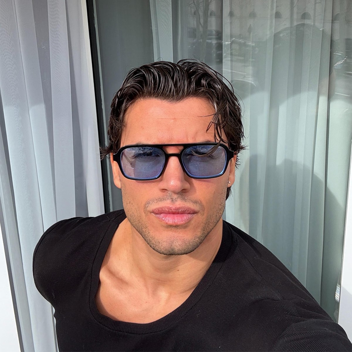 Road / Gold Black Blue