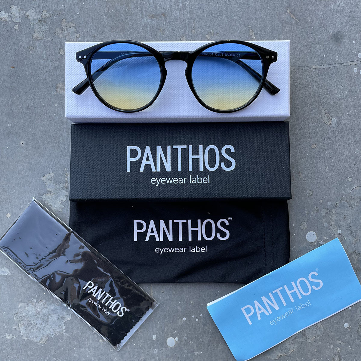 Sanchez / Black Blue Yellow Fume