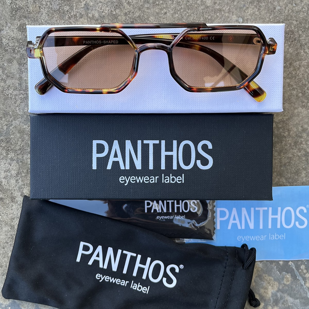 Shaped / Tortoise Brown